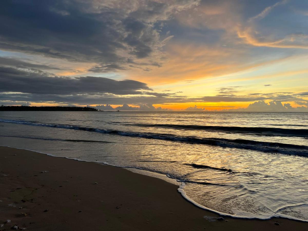 Ao Thong Beach Resort Bang Sak Eksteriør bilde